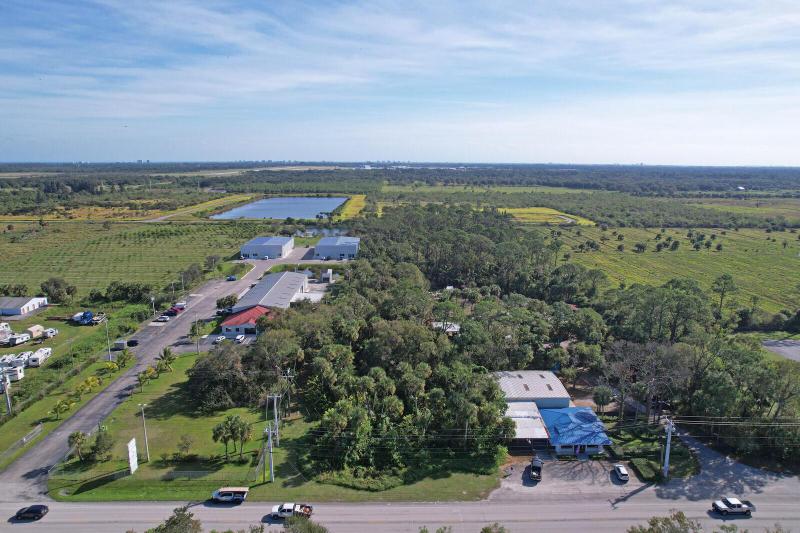  Commercial & Industrial Land Images 