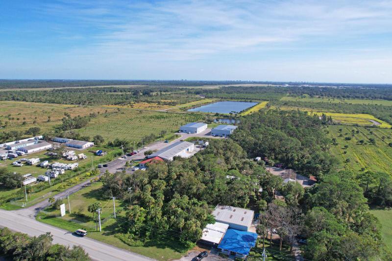  Commercial & Industrial Land Images 