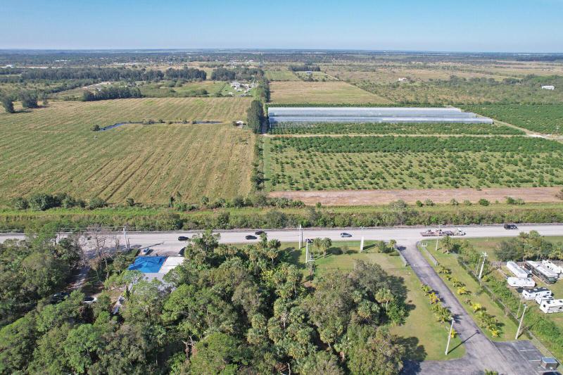  Commercial & Industrial Land Images 
