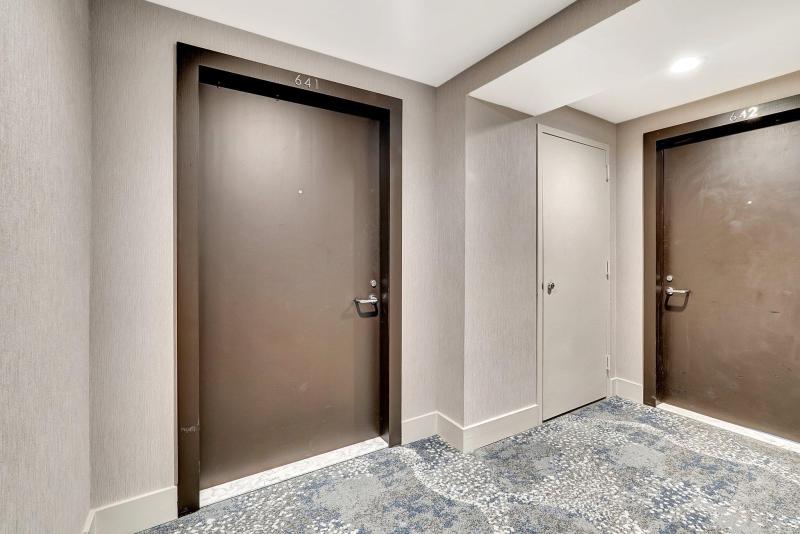  Condo & Townhome Photos