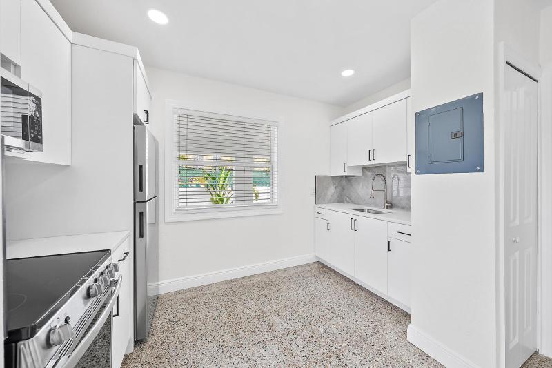 Duplex, Triplex and Fourplex Images