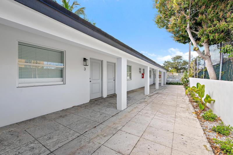 Duplex, Triplex and Fourplex Images