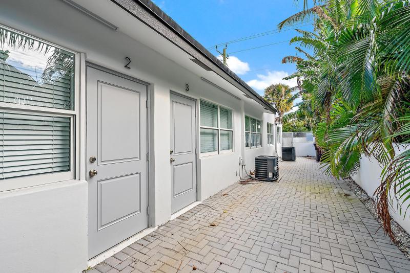 Duplex, Triplex and Fourplex Images