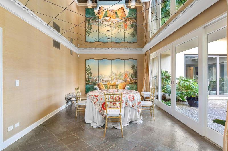  Single Family Homes Photo 22:  Palm Beach,  FL 33480
