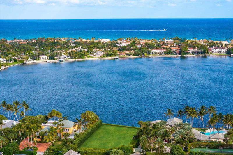  Single Family Homes Photo 27:  Palm Beach,  FL 33480