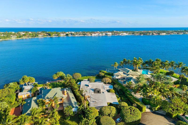  Single Family Homes Photo 4:  Palm Beach,  FL 33480