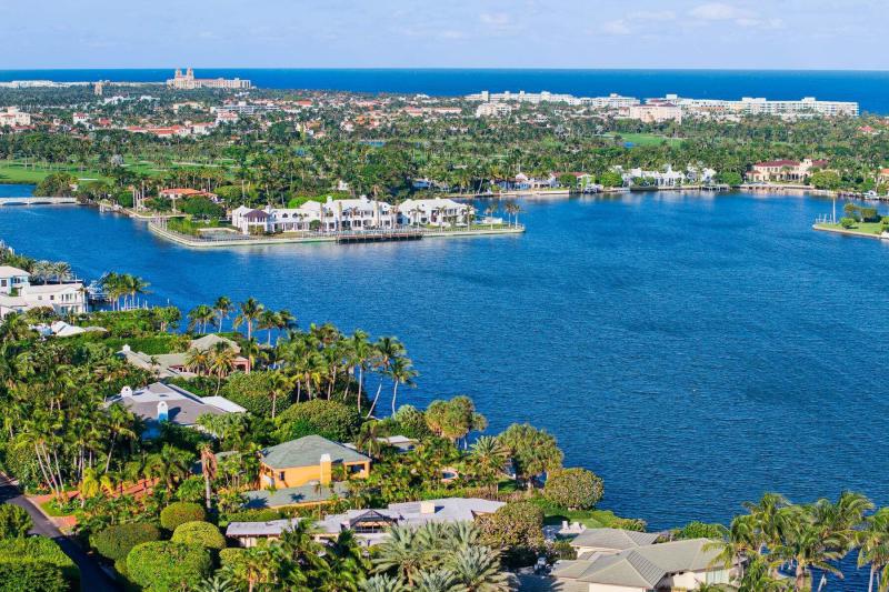  Single Family Homes Photo 8:  Palm Beach,  FL 33480