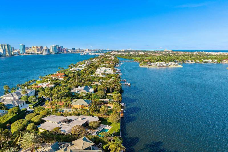  Single Family Homes Photo 9:  Palm Beach,  FL 33480