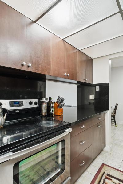  Condo & Townhome Photos