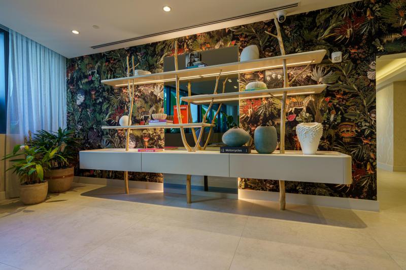  Condo & Townhome Photos