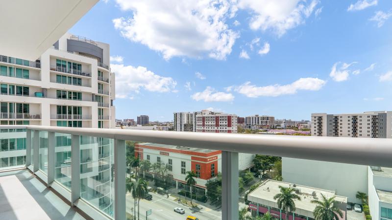  Condo & Townhome Photos