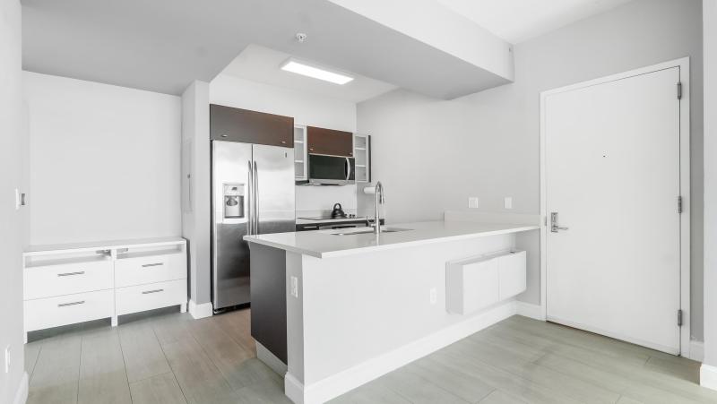  Condo & Townhome Photos