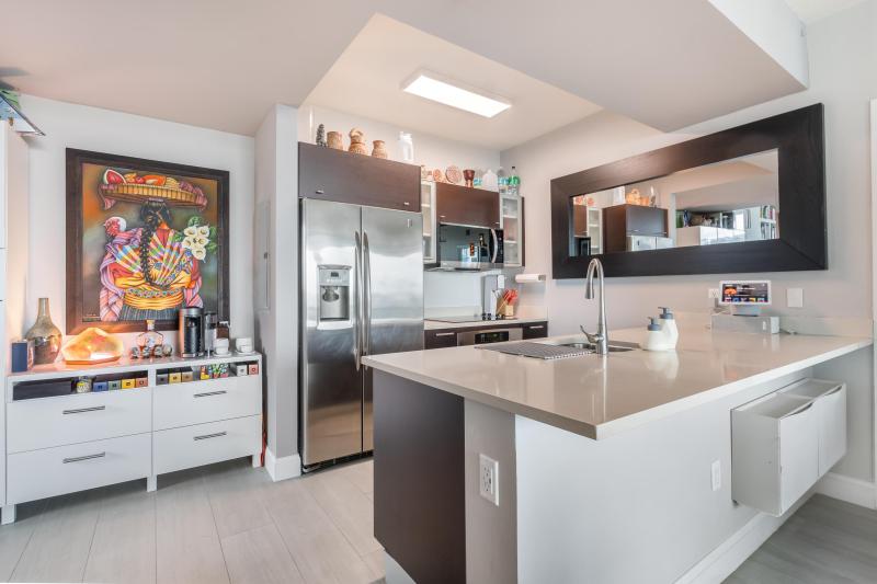  Condo & Townhome Photos