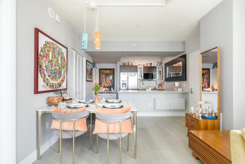  Condo & Townhome Photos