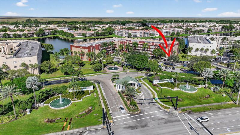  Condo & Townhome Photos
