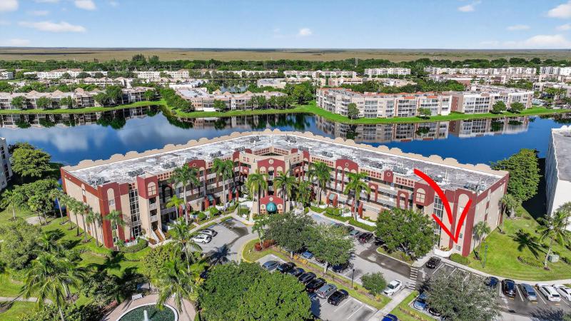  Condo & Townhome Photos