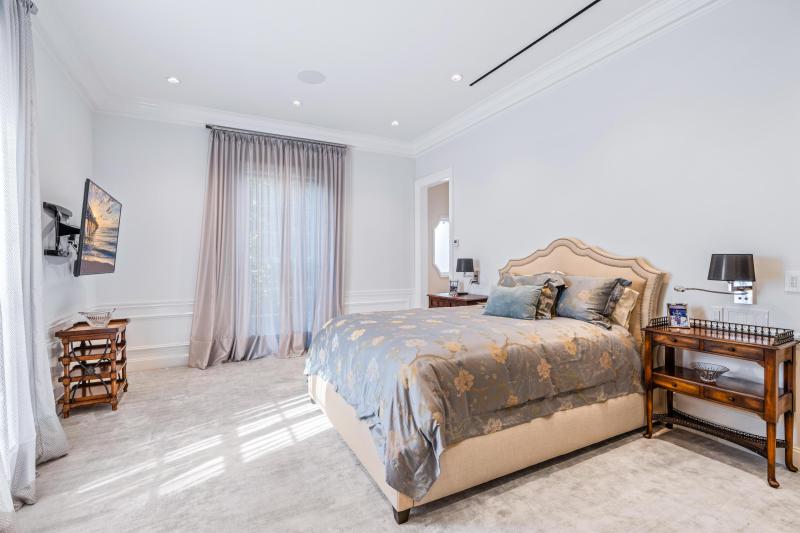  Single Family Homes Photo 18:  Palm Beach,  FL 33480