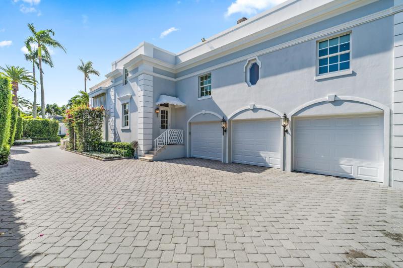  Single Family Homes Photo 23:  Palm Beach,  FL 33480