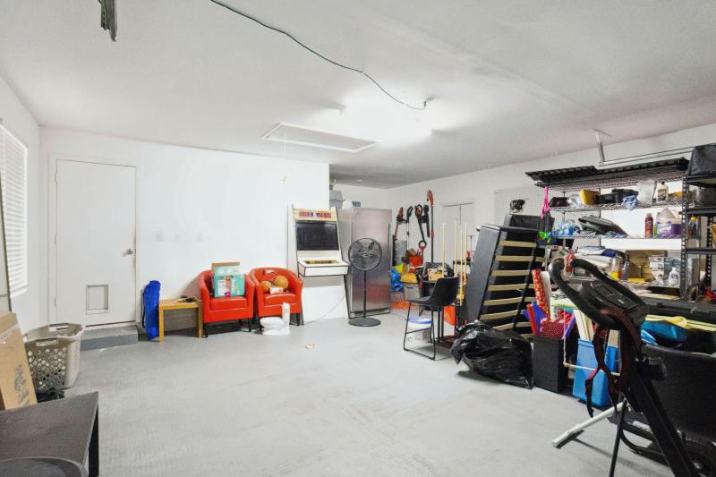  Single Family Homes Photo 26:  Deerfield Beach,  FL 33442