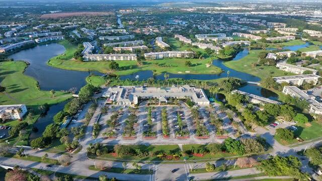  Condo & Townhome Photos