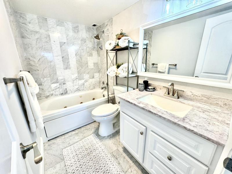  Condo & Townhome Photos