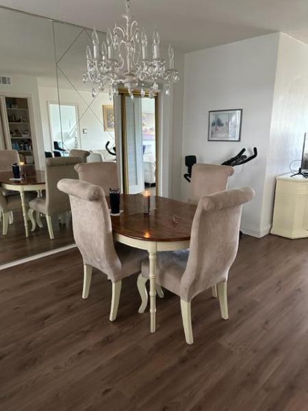  Condo & Townhome Photos
