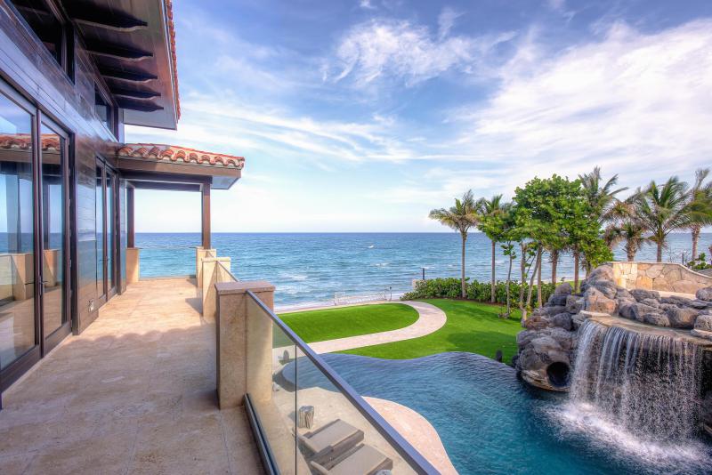  Single Family Homes Photo 48:  Manalapan,  FL 33462