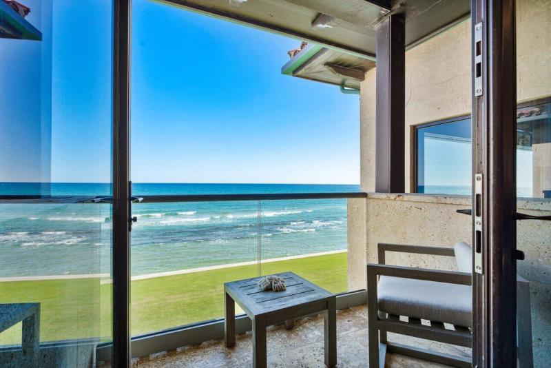  Single Family Homes Photo 52:  Manalapan,  FL 33462