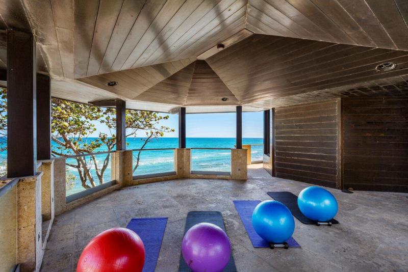  Single Family Homes Photo 65:  Manalapan,  FL 33462