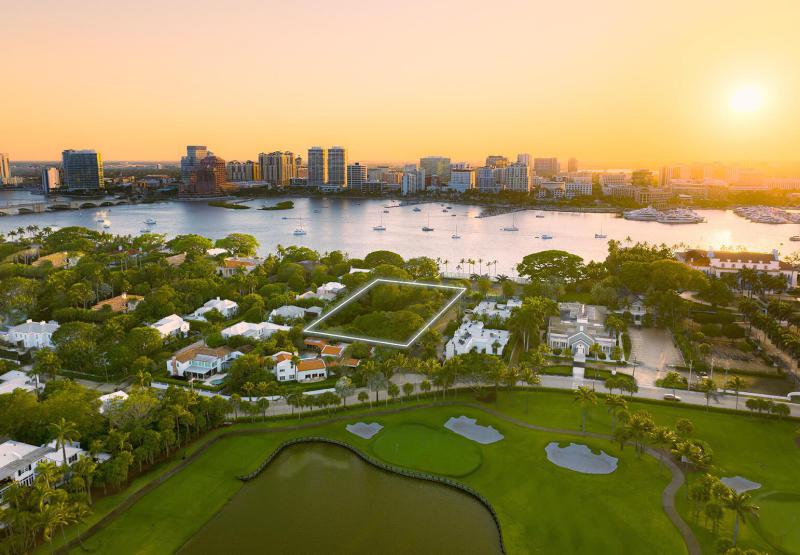  Single Family Homes Photo 2:  Palm Beach,  FL 33480