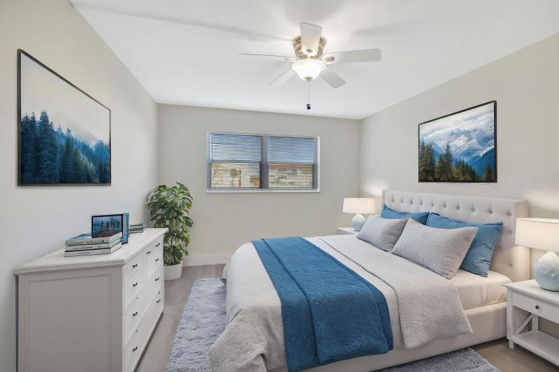  Condo & Townhome Photos