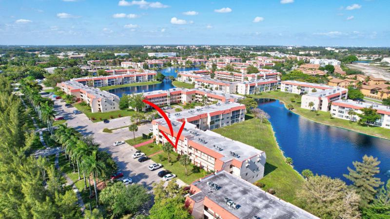  Condo & Townhome Photos