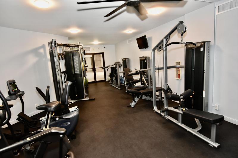  Condo & Townhome Photos
