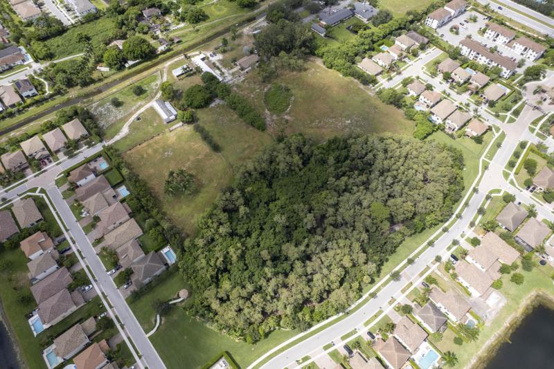  Commercial & Industrial Land Images 