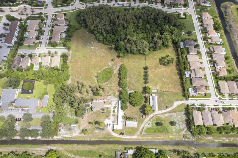  Commercial & Industrial Land Images 
