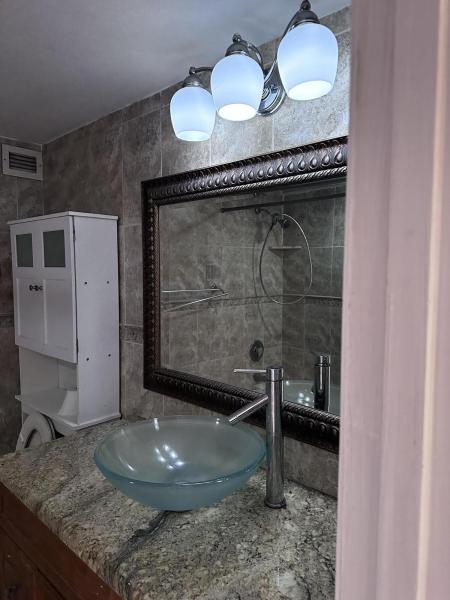  Condo & Townhome Photos