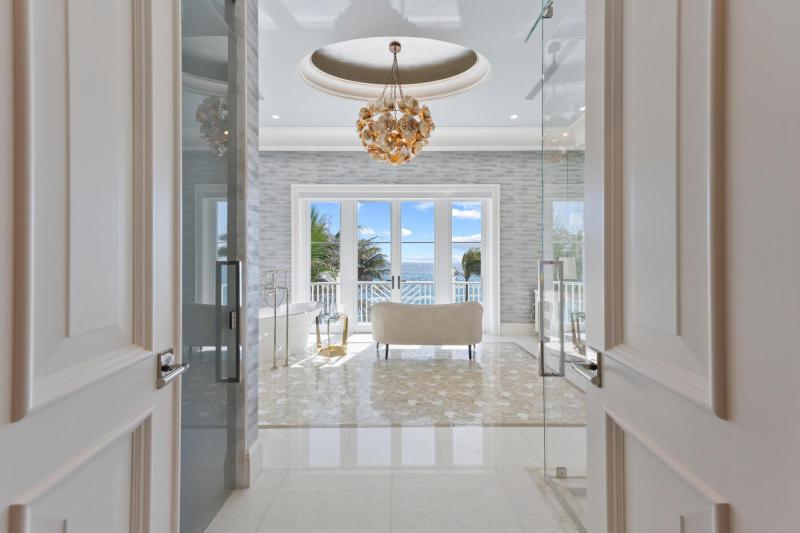  Single Family Homes Photo 19:  Manalapan,  FL 33462