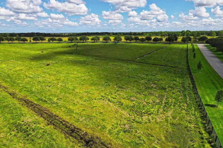  Commercial & Industrial Land Images 