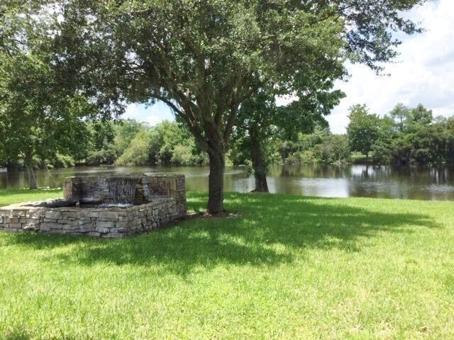  Commercial & Industrial Land Images 