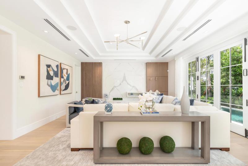  Single Family Homes Photo 13:  Palm Beach,  FL 33480