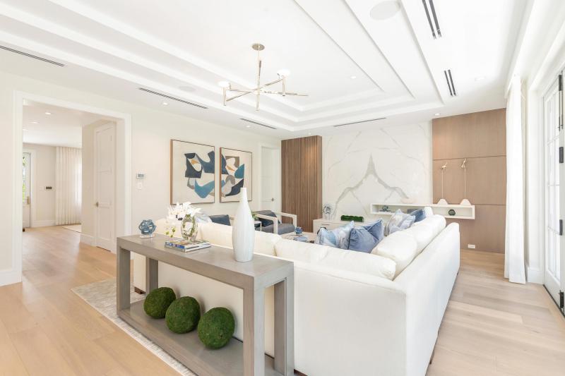  Single Family Homes Photo 14:  Palm Beach,  FL 33480