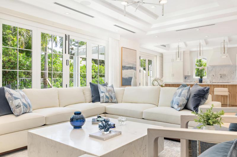  Single Family Homes Photo 19:  Palm Beach,  FL 33480