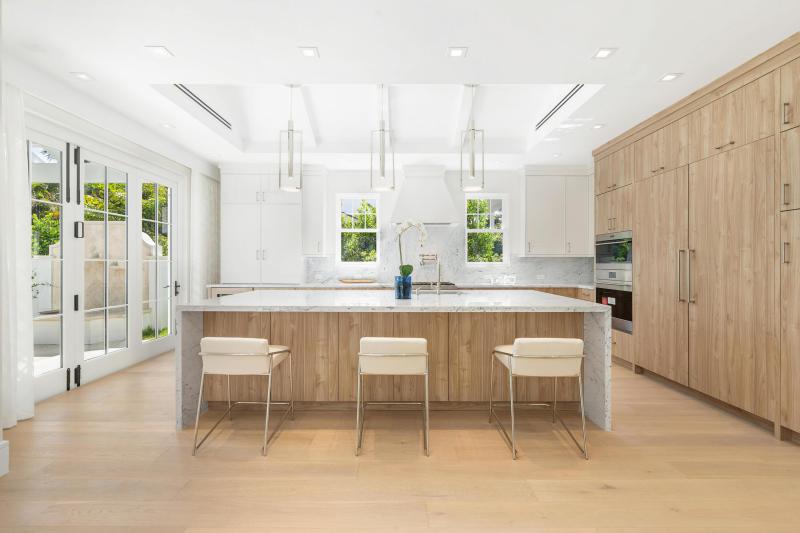  Single Family Homes Photo 22:  Palm Beach,  FL 33480