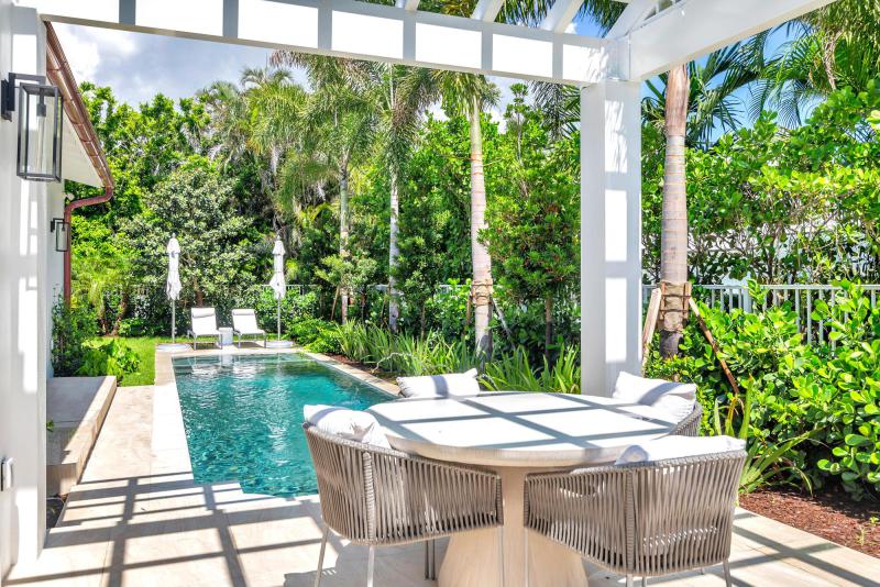  Single Family Homes Photo 44:  Palm Beach,  FL 33480