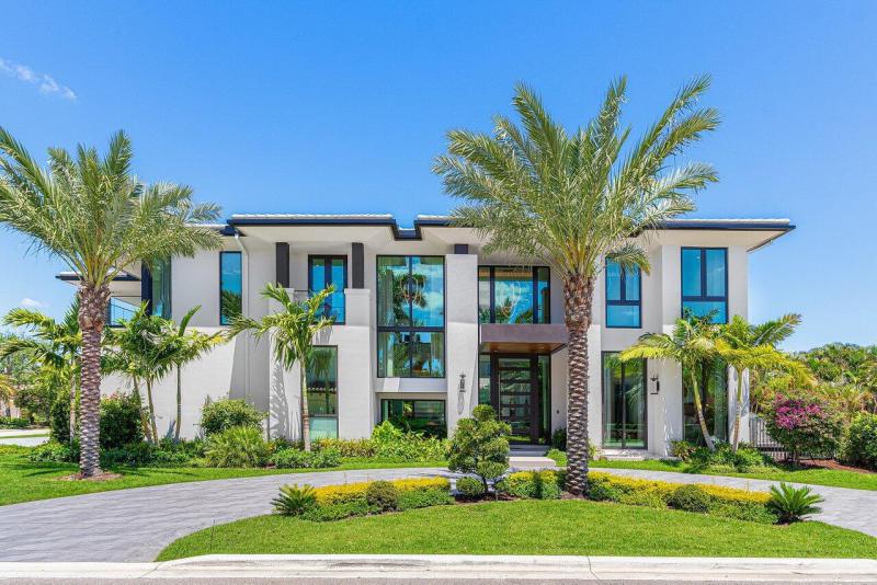  Single Family Homes Photo 2:  Boca Raton,  FL 33432