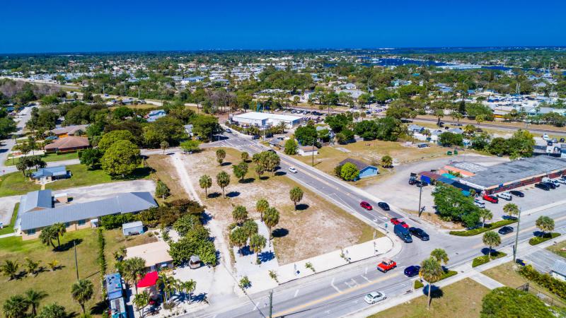  Commercial & Industrial Land Images 