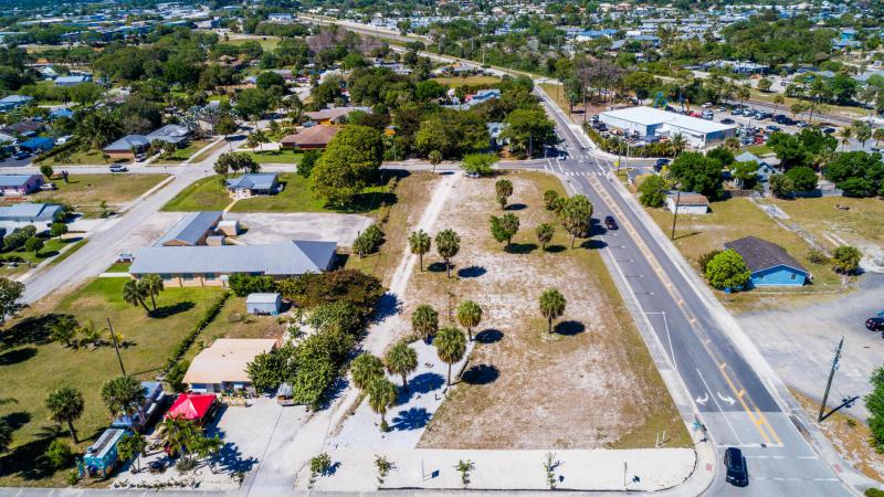  Commercial & Industrial Land Images 