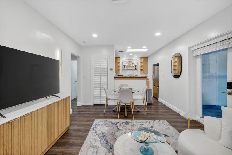 Duplex, Triplex and Fourplex Images