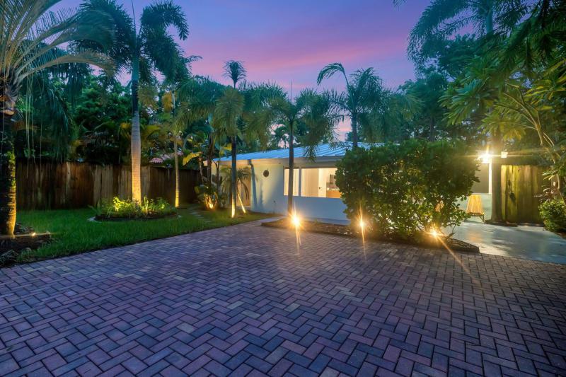 Duplex, Triplex and Fourplex Images