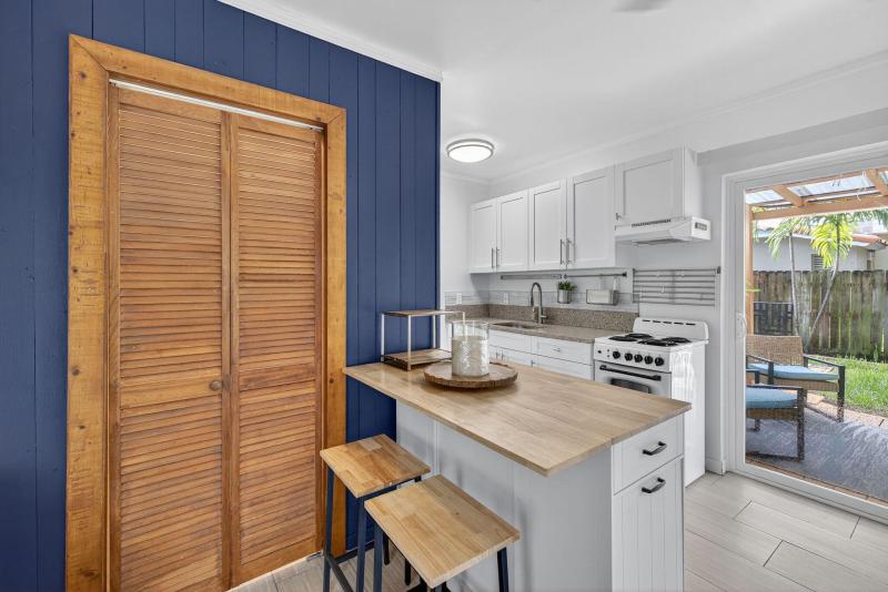 Duplex, Triplex and Fourplex Images